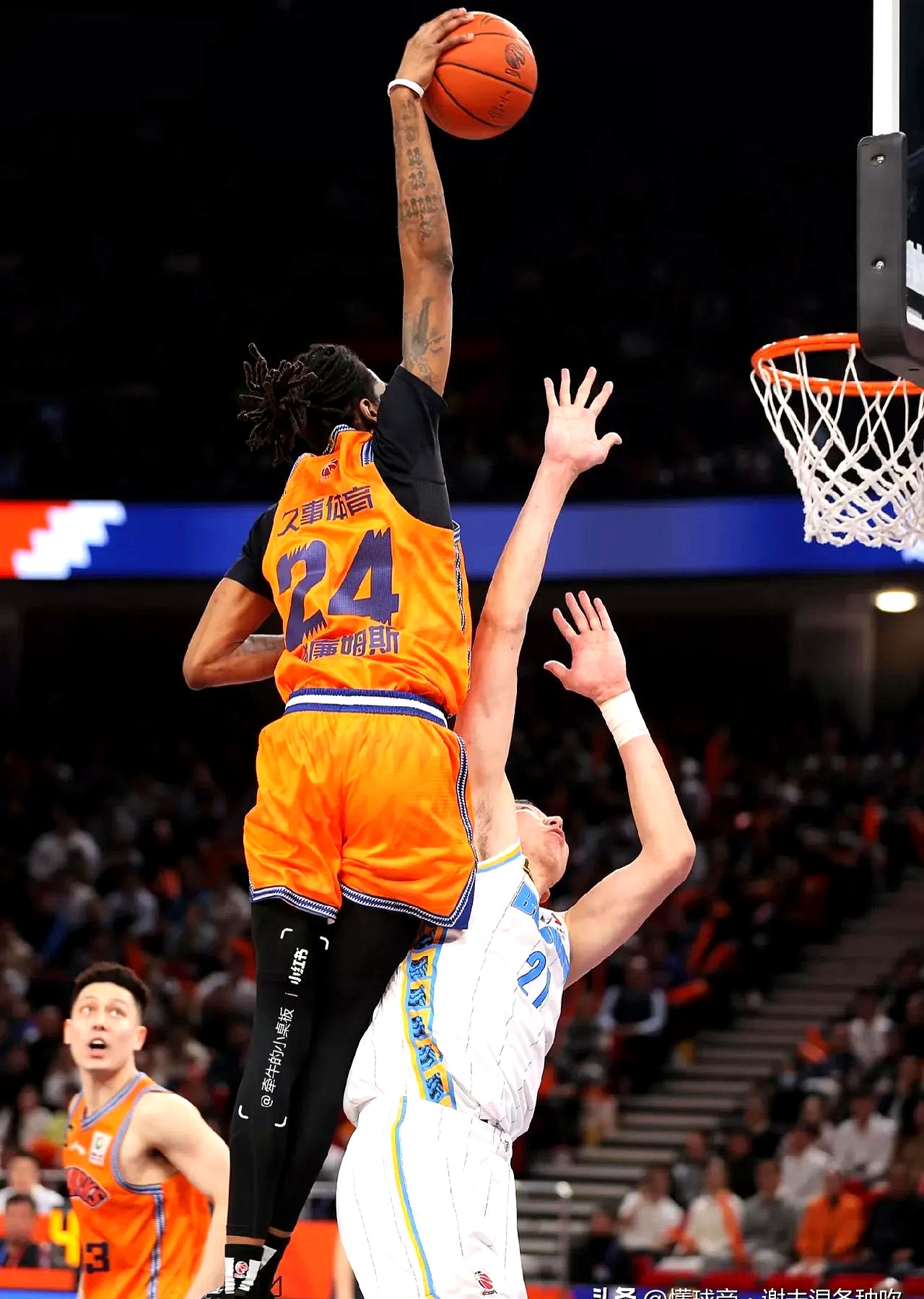 关于克里夫兰骑士发布备战花絮；赛前遗憾出局；CBA常规赛任务艰巨；医务组通报恢复的信息