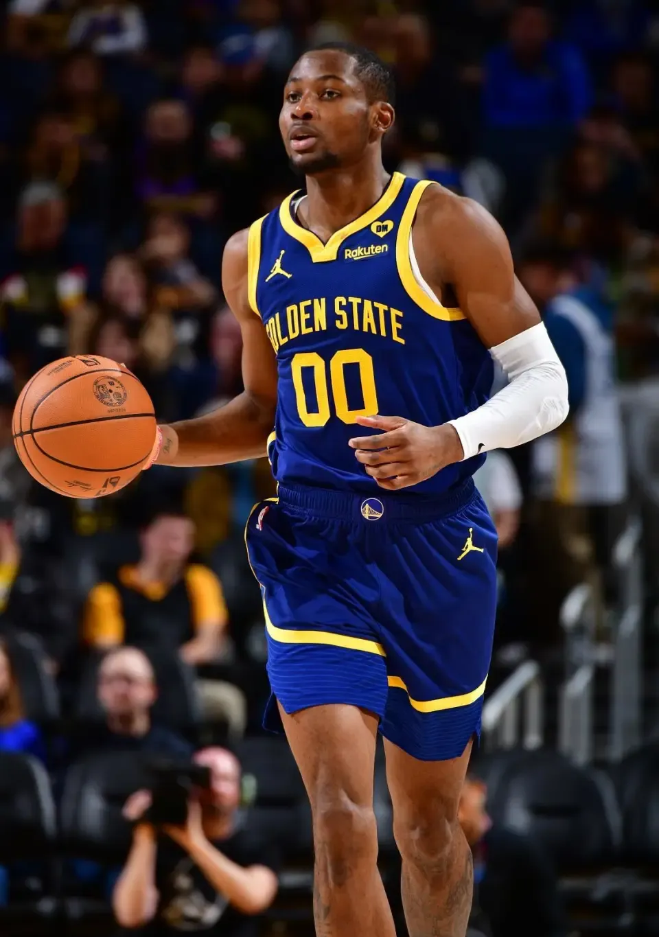 米兰体育中国官网-赛地聚焦:NBA常规赛赛后热度飙升,费耶诺德止住颓势,悬念犹存,赛季目标并未改变的简单介绍-米兰体育中国官网