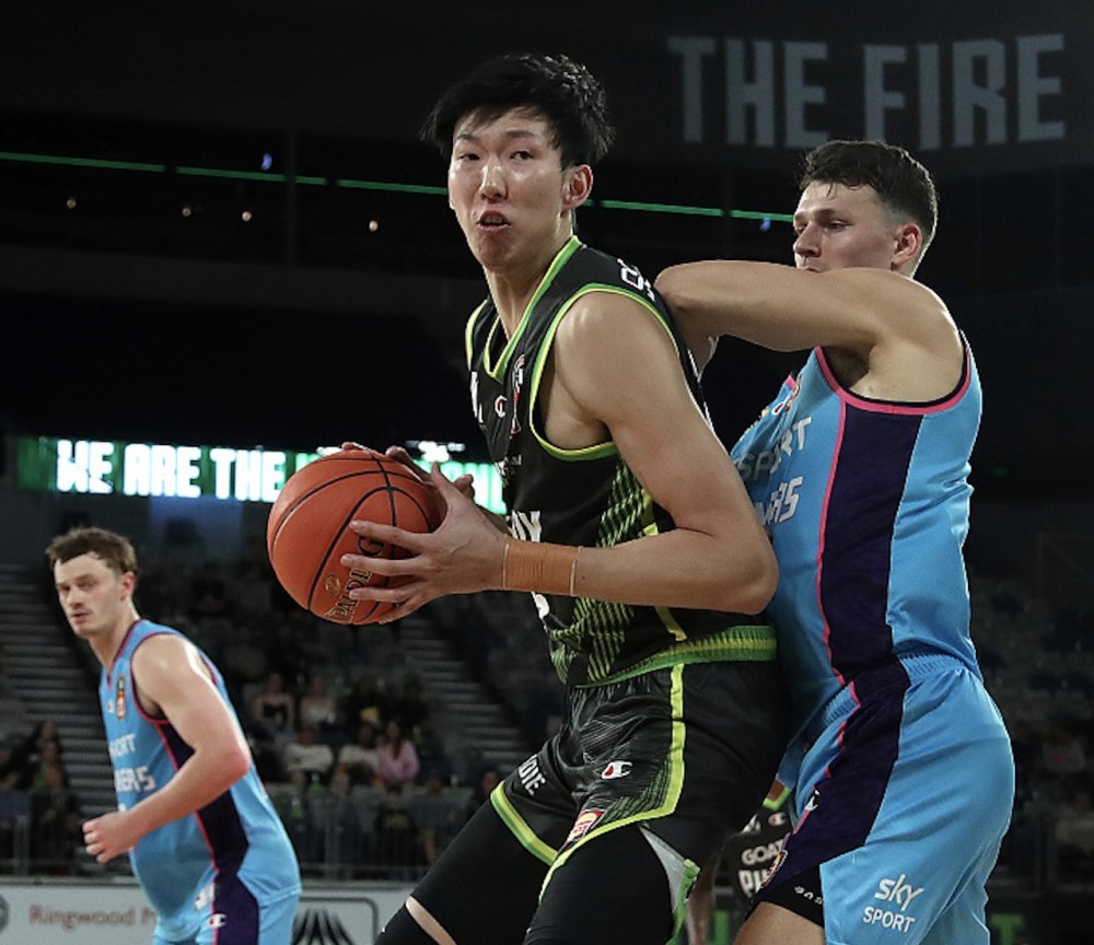 milan-斯图加特训练开放日;窗口期豪取连胜引欢呼;意甲在即;控场能力受关注的简单介绍-milan